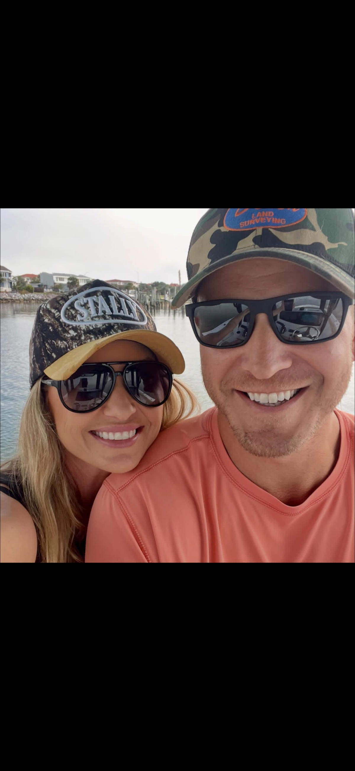 Woman wearing Camo Stally Hat near an ocean in Florida