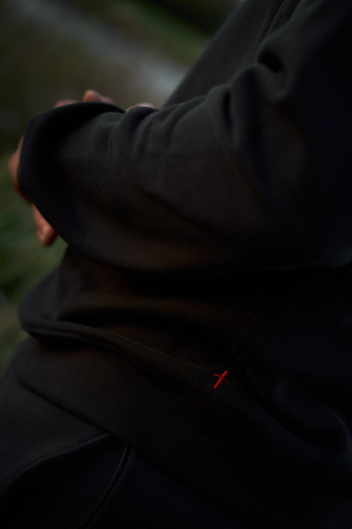 STALLY Range Crew in Coal Black on model