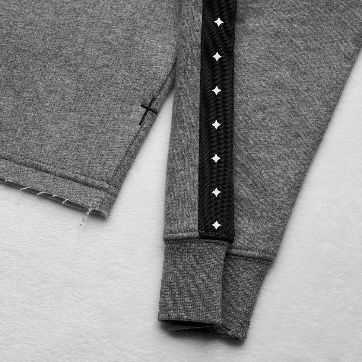 STALLY Range Womens Boxy Crew in Iron