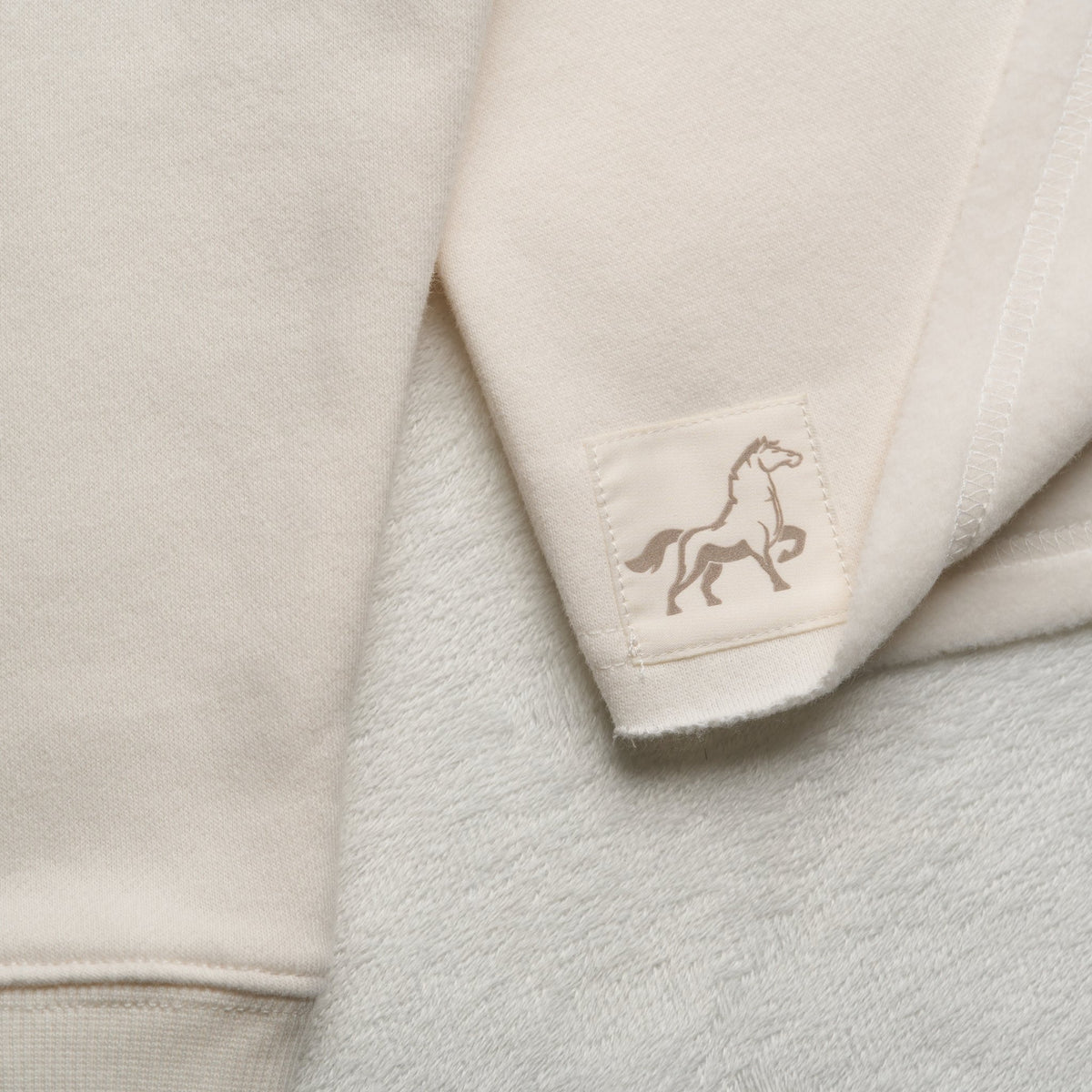 STALLY Range Womens Boxy Crew in Chalk White