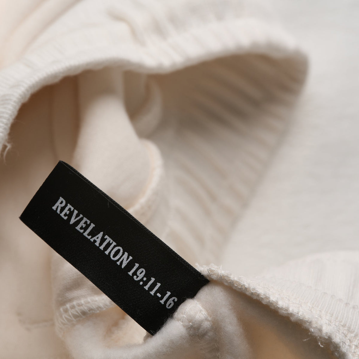 STALLY Range Womens Jogger in Chalk White