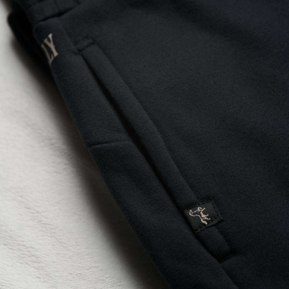 STALLY Range Mens Jogger in Coal Black