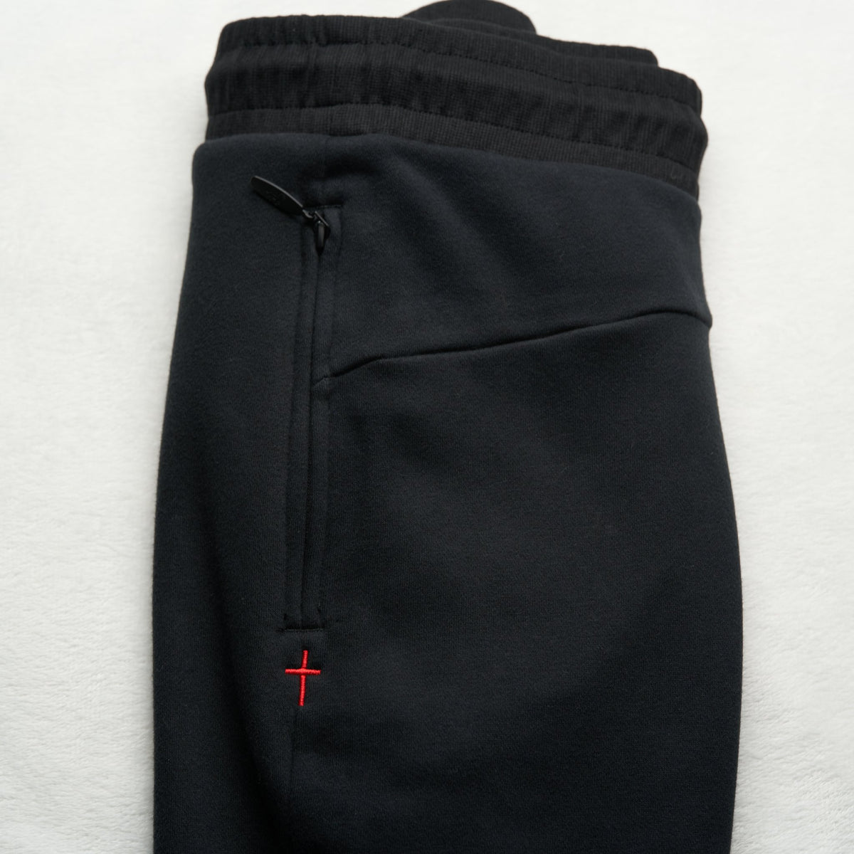 STALLY Range Mens Jogger in Coal Black