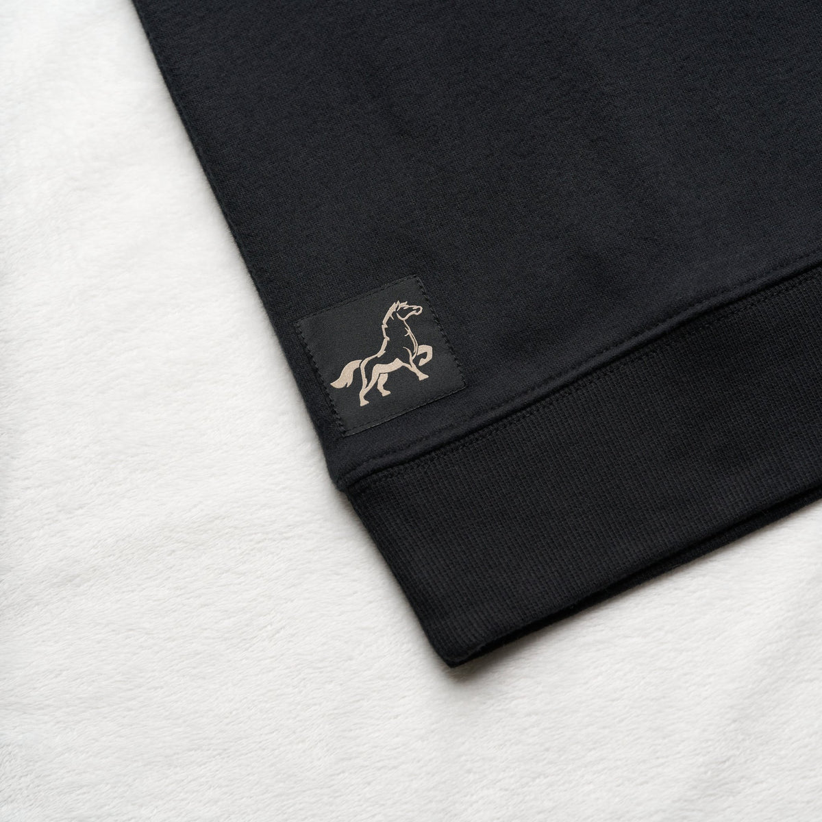 STALLY Range Mens Crew in Coal Black