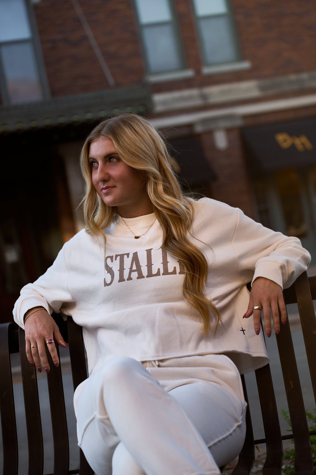 STALLY Range Womens Boxy Crew and Range Womens Jogger in Chalk White